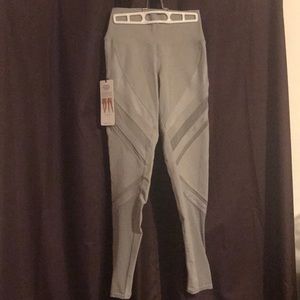 Alo High Waist Epic Leggings NWT